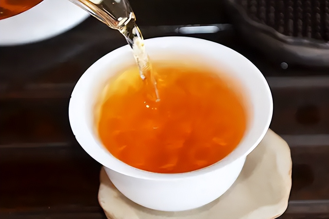 45岁河南大哥以身试茶，一喝就是15年！最终解开3个茶叶“谣言”