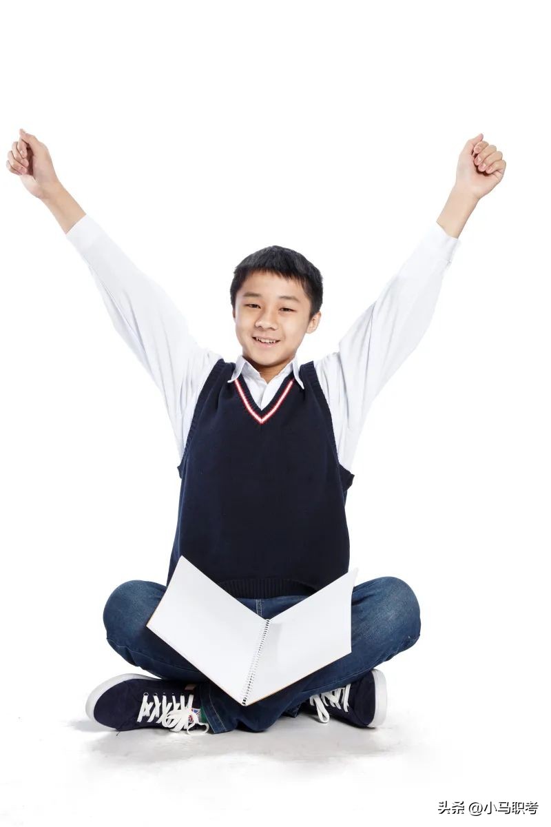 初中生心理自卑的表现,孩子自卑家庭教育方法