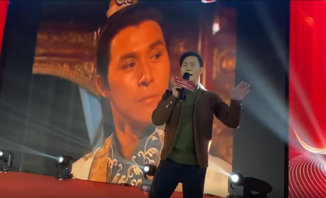 60岁港星内地庆生捞金,66岁港星