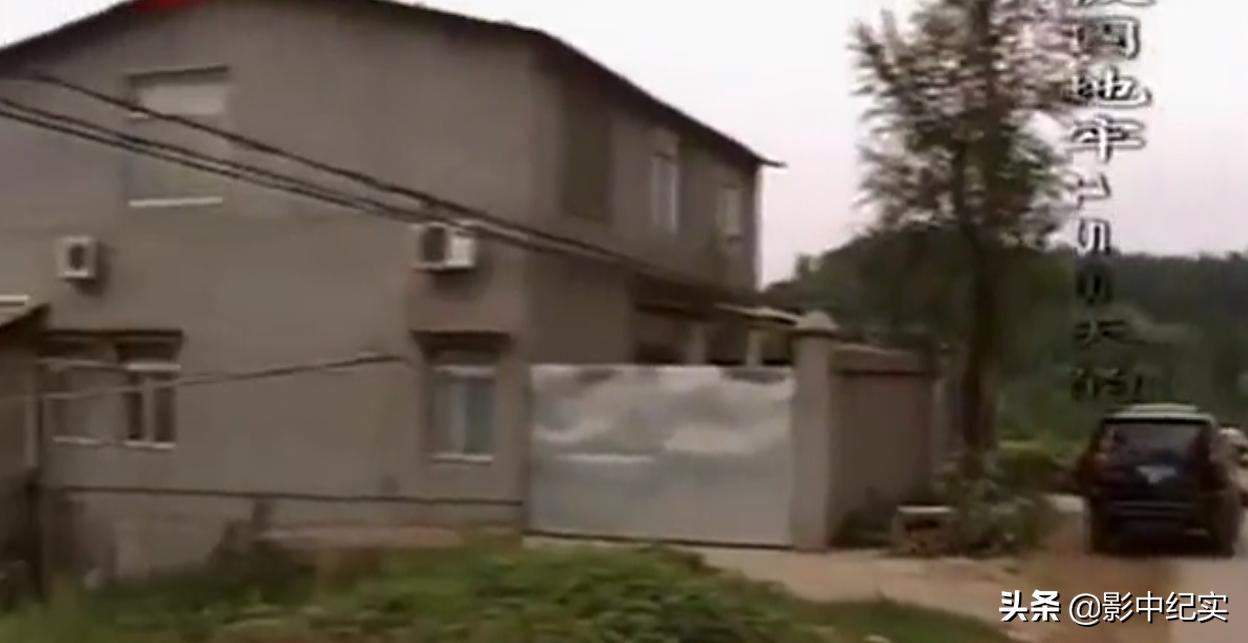 2011年，17岁少女被囚禁地牢惨遭非人折磨158天，罪犯：她自愿的