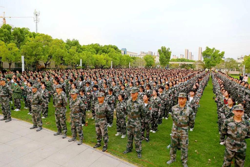 高标准军训,威武霸气的军训