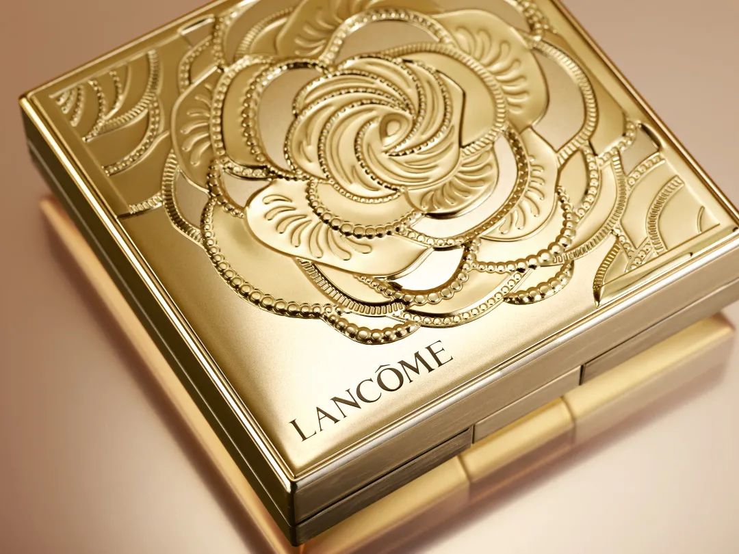 看完就想买的节日季限定,又是白打工一年的概念