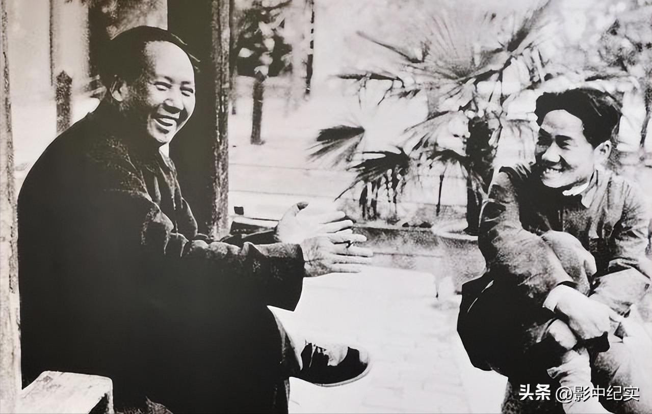 1949年，是谁提议将中南海，作为*党**中央办公地点的？