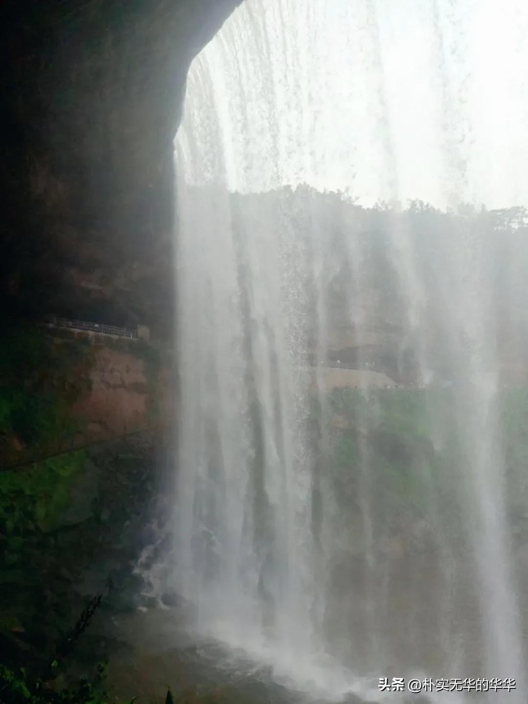 岳池低坑大瀑布冬天能去吗,岳池低坑大瀑布上面是什么