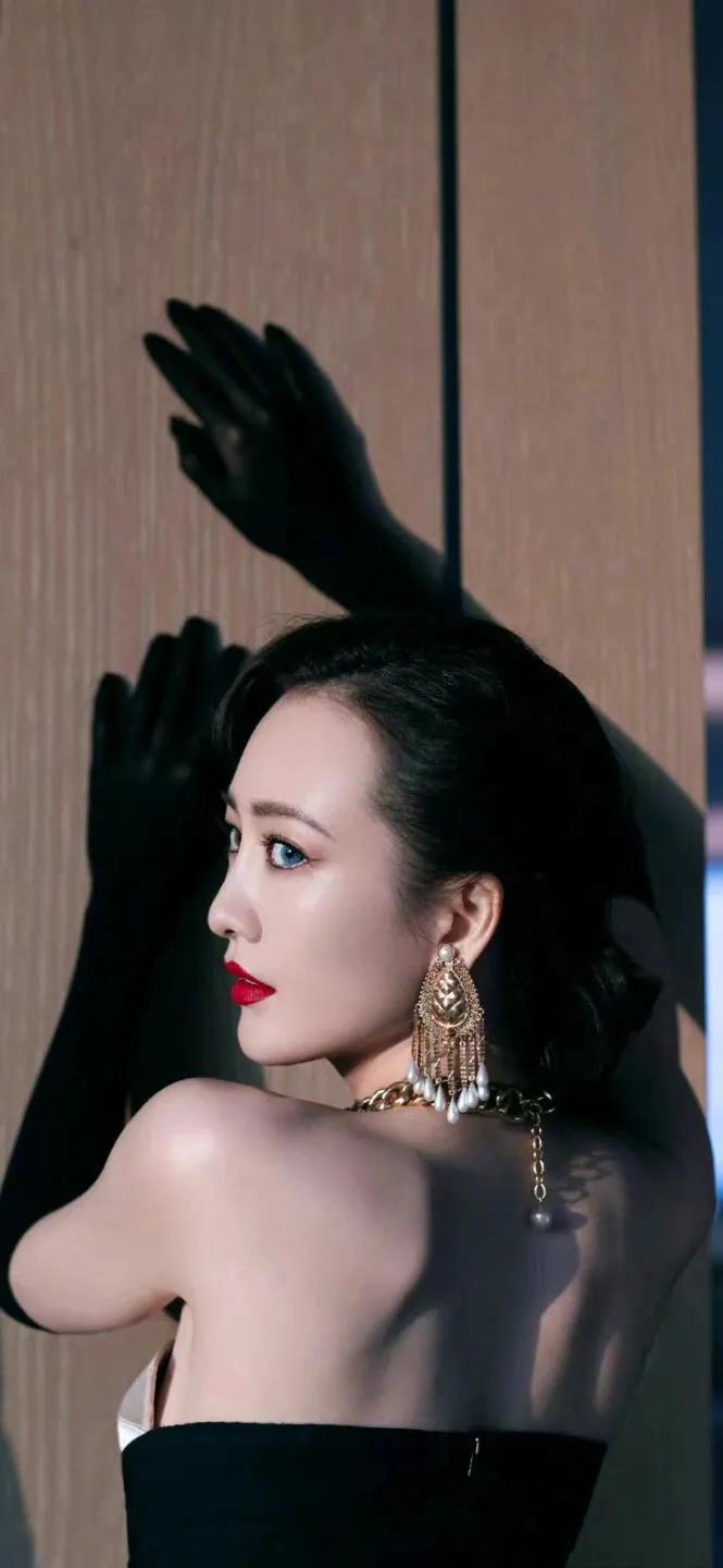 王鸥明星大侦探壁纸,王鸥高清全屏专用壁纸