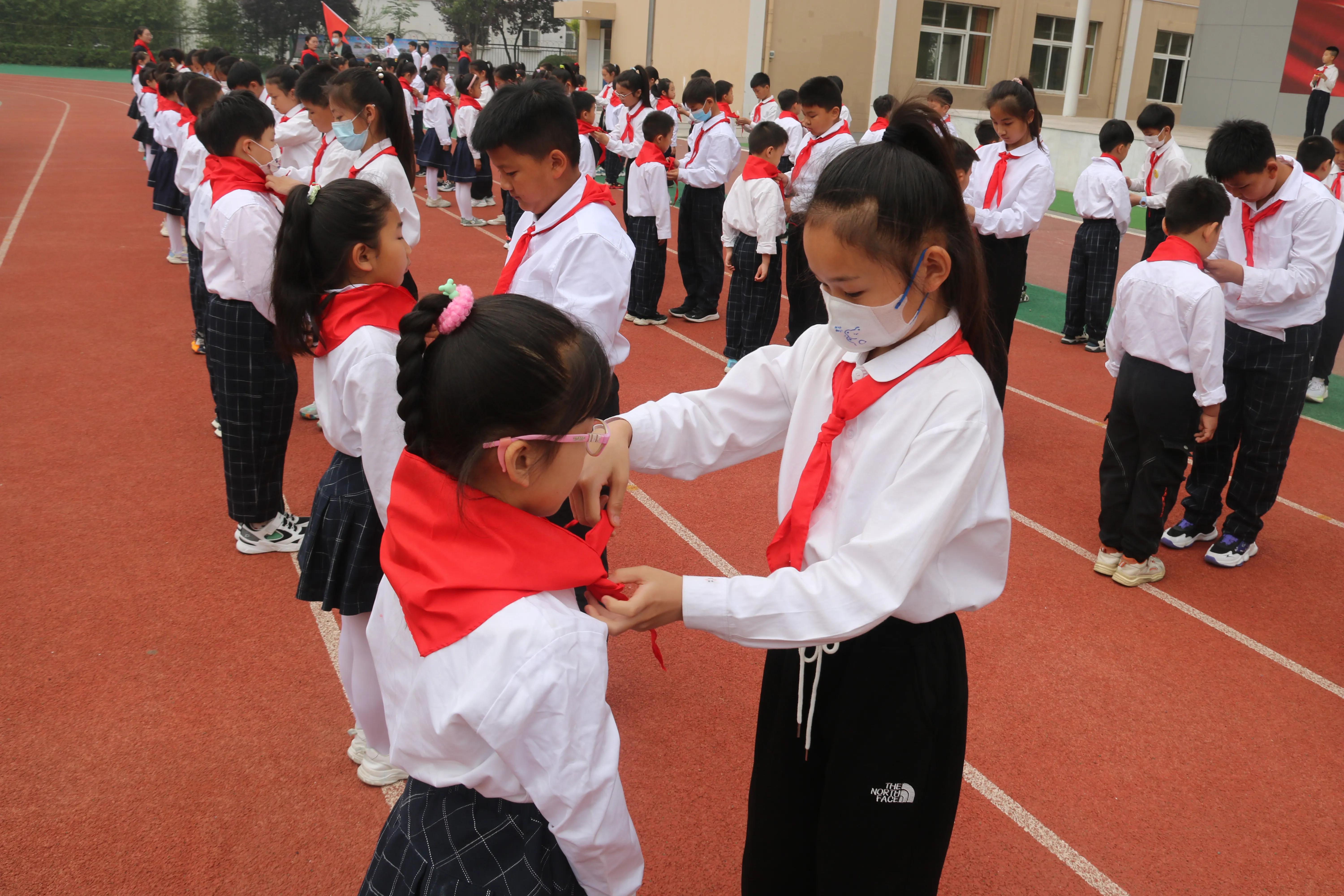 小学开展双减提质活动方案,鹤壁市福田小学六一联欢