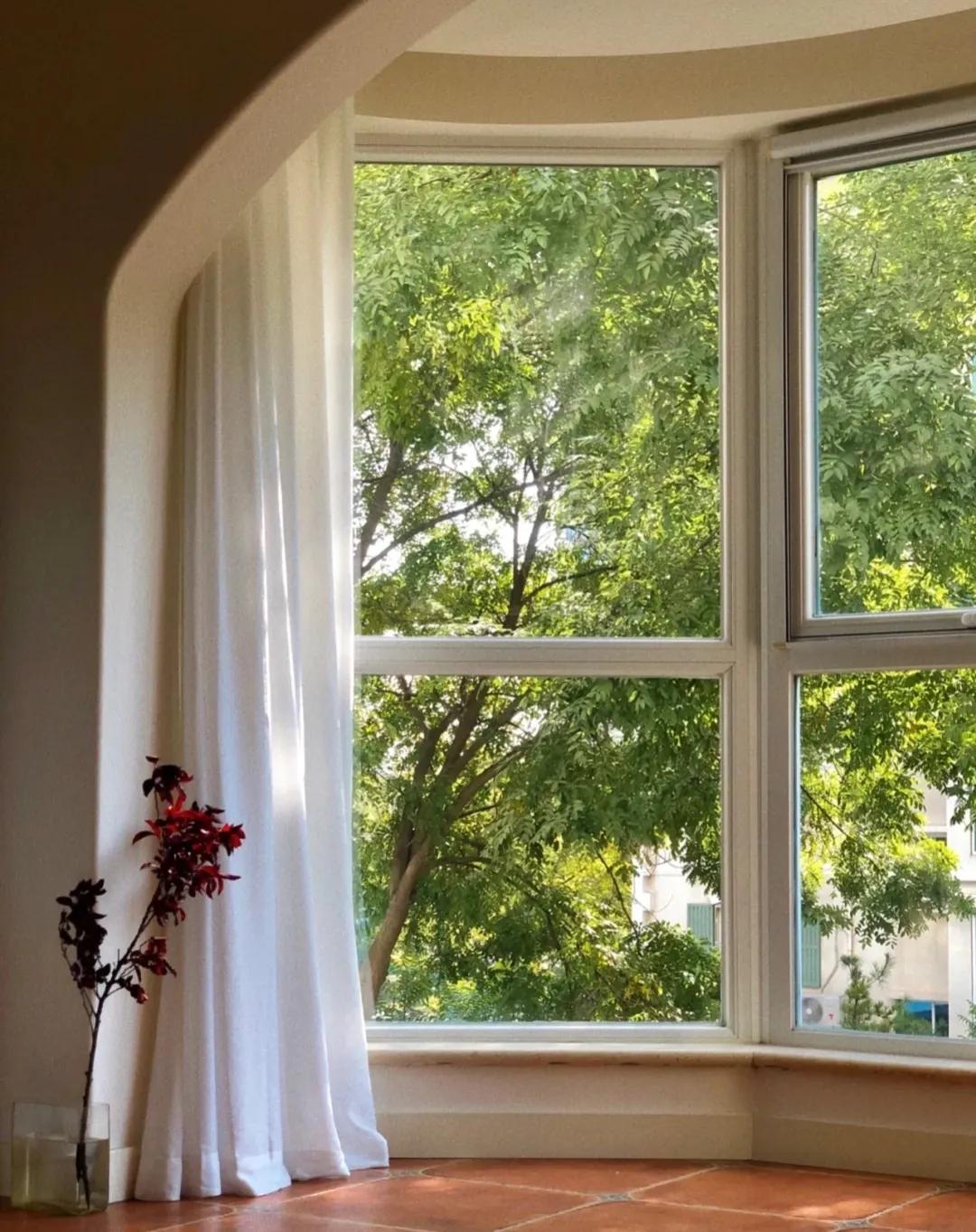 买房子都要装落地窗吗,现在房子为啥不让做落地窗了