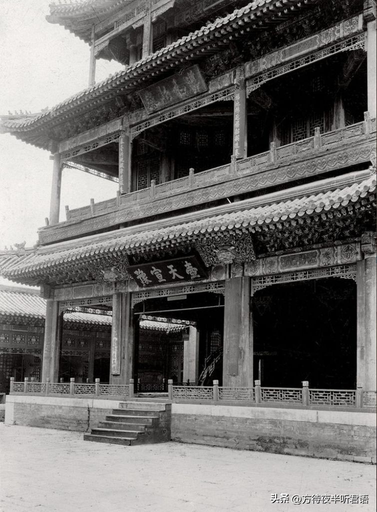 老照片90年代的故宫 (故宫老照片光影百年)