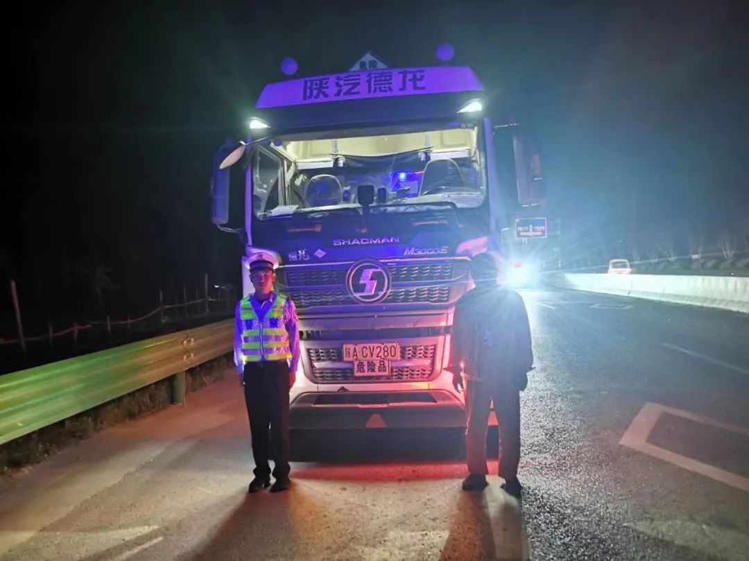泾阳公安丨交警开展危险品运输车辆专项整治行动+发布危险品运输车辆行车安全提示