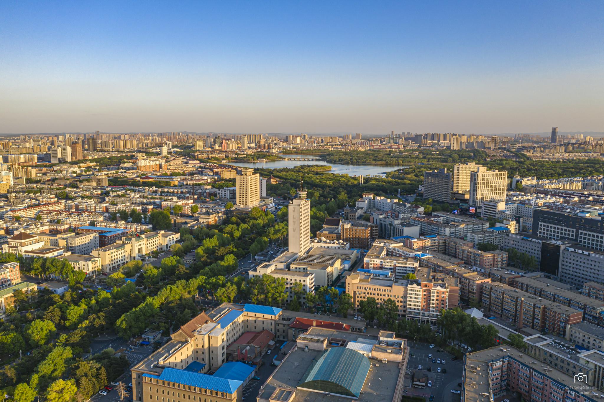 中国有几个城市会改直辖市,首个被撤销直辖市的城市