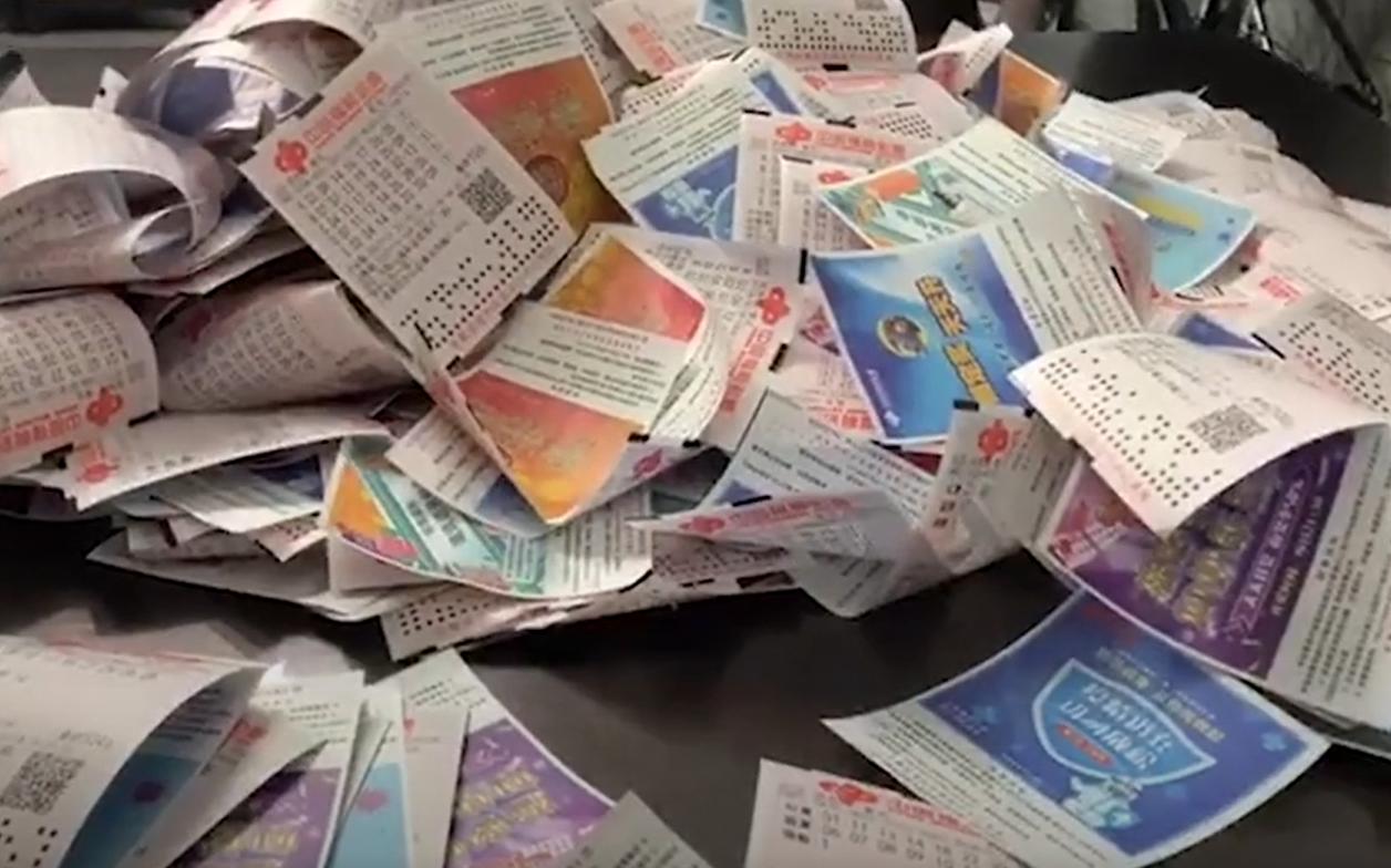 两万注彩票中奖概率三千万分之一,来分享一下你的彩票中奖经历