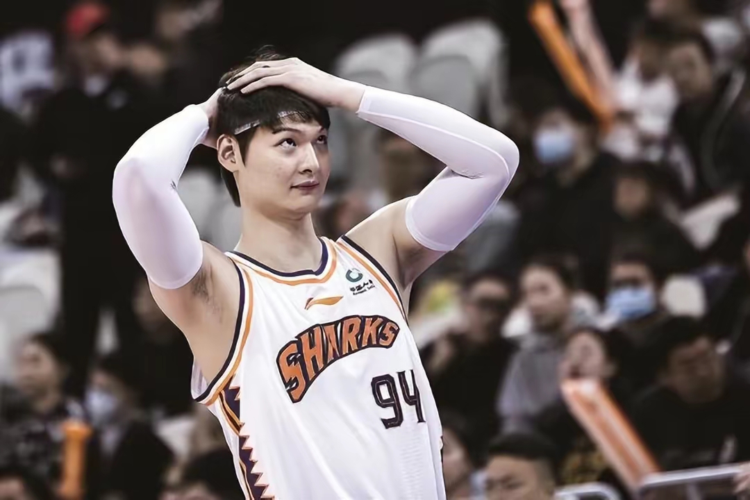 篮协回应争议判罚,篮协的处罚声明是谁宣读的