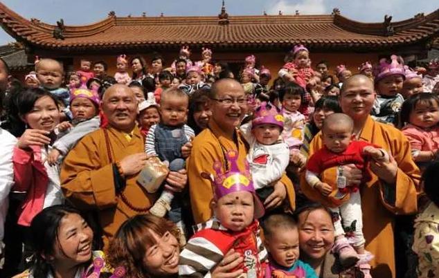 地震来临罗汉寺高僧破戒,罗汉寺高僧汶川地震破戒