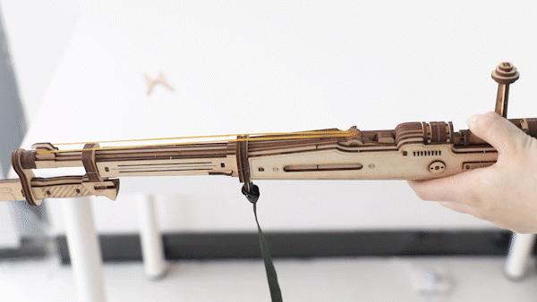 爆款男人玩具致敬港产片，1:1高还原发发命中，化身现代中华枪侠