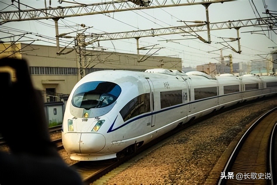 乔治斯蒂芬森发明蒸汽机车动画,乔治斯蒂芬森发明蒸汽机车