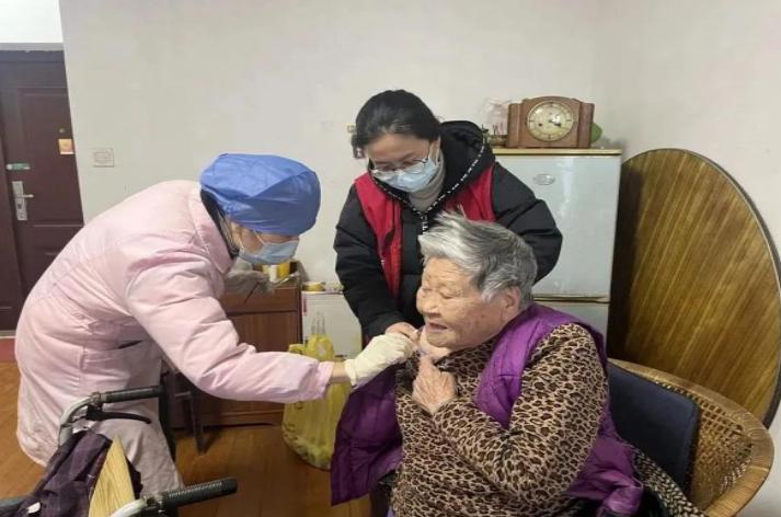 抗疫社区网格员,暖心网格员的温情坚守