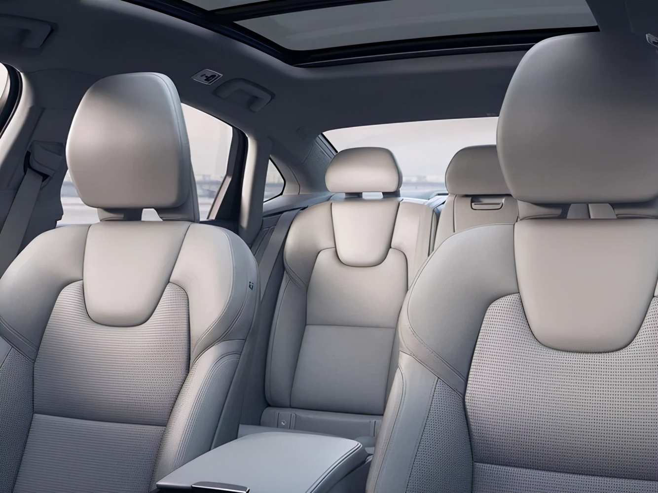 a6l后排座椅不舒服,a6l后排不好坐怎么办