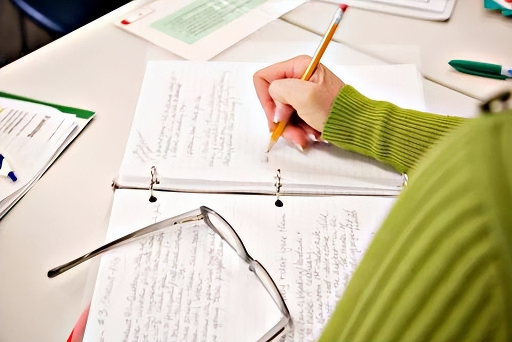 毕业论文开题报告写作计划,工程管理领域开题报告写作指南