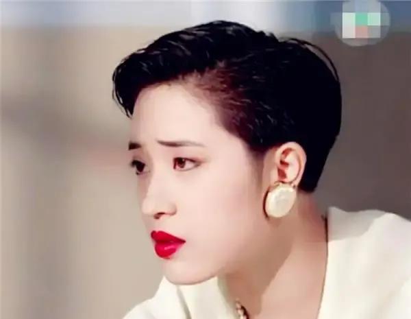 至今未嫁8位大龄女港星,至今十大未婚大龄男港星