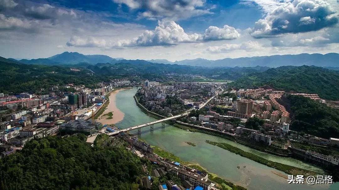 写给漂泊在外游子的话,有钱没钱回家过年语句