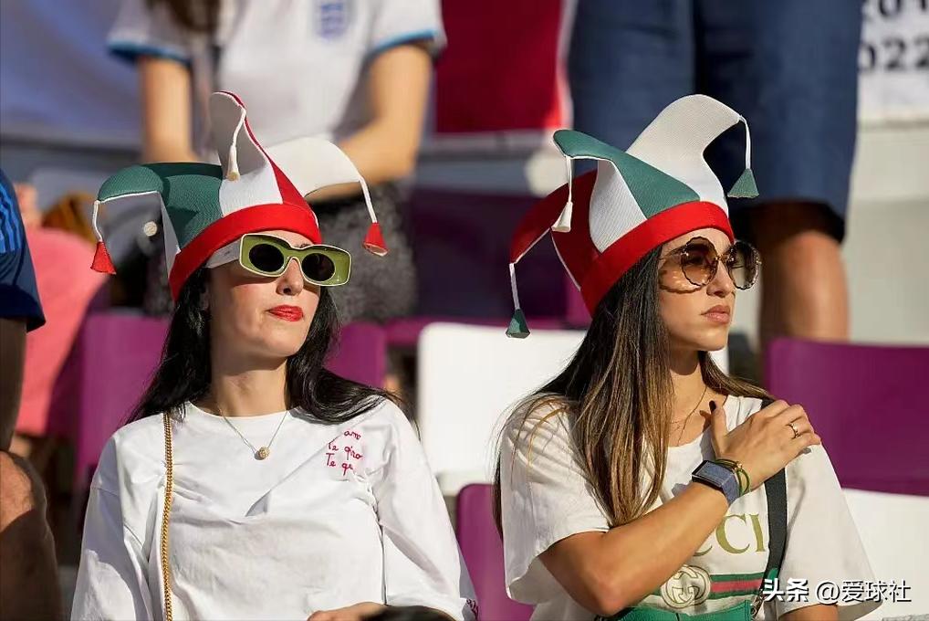 英格兰对伊朗精彩足球比赛回顾,2022英格兰对阵伊朗精彩回顾