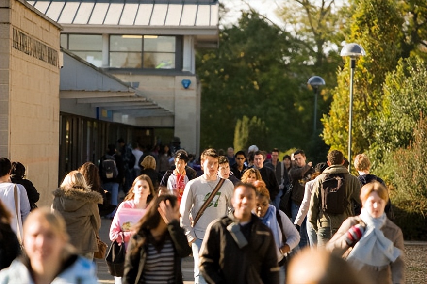英国肯特大学世界排名,肯特英国学校