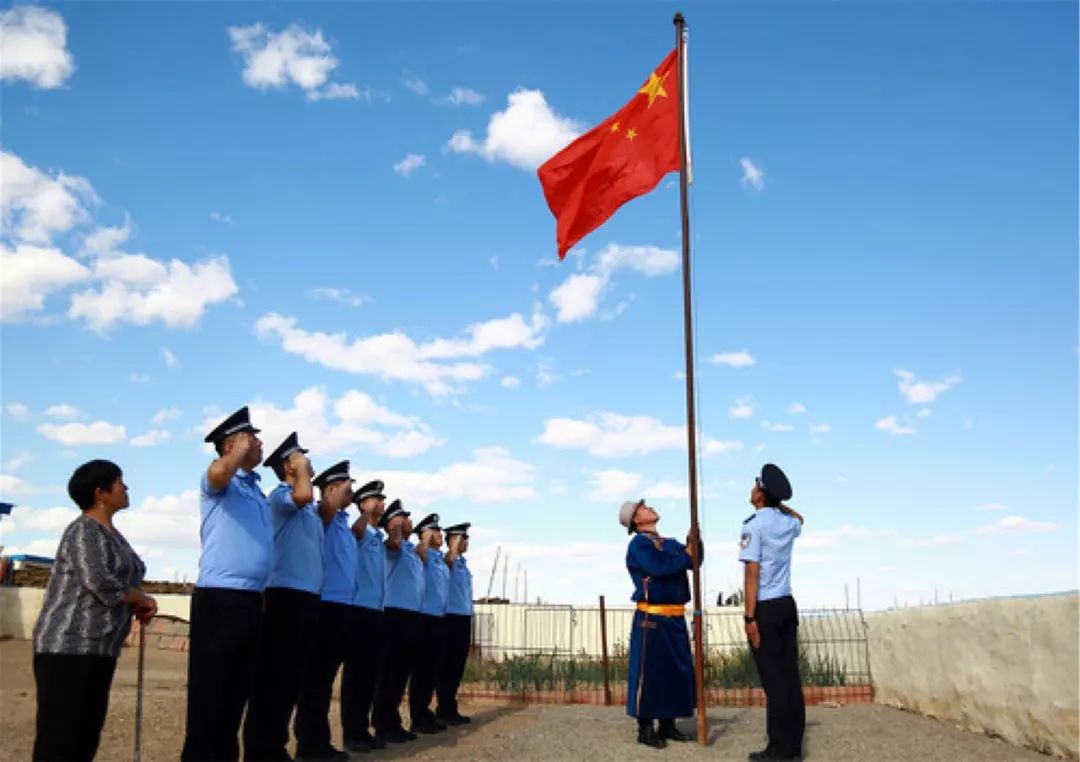 同心掬得满庭芳籽籽同心一家亲解开内蒙古公安民族团结的“密码”