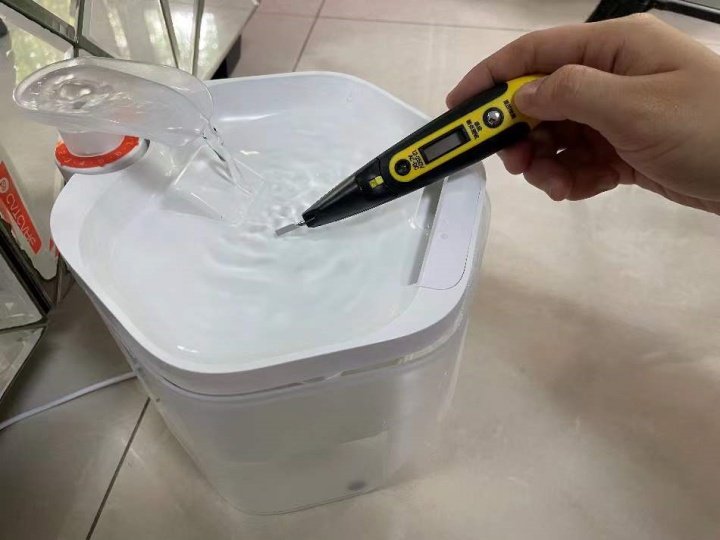 饮水机属于智商税么,猫咪喝水自动饮水机是智商税吗