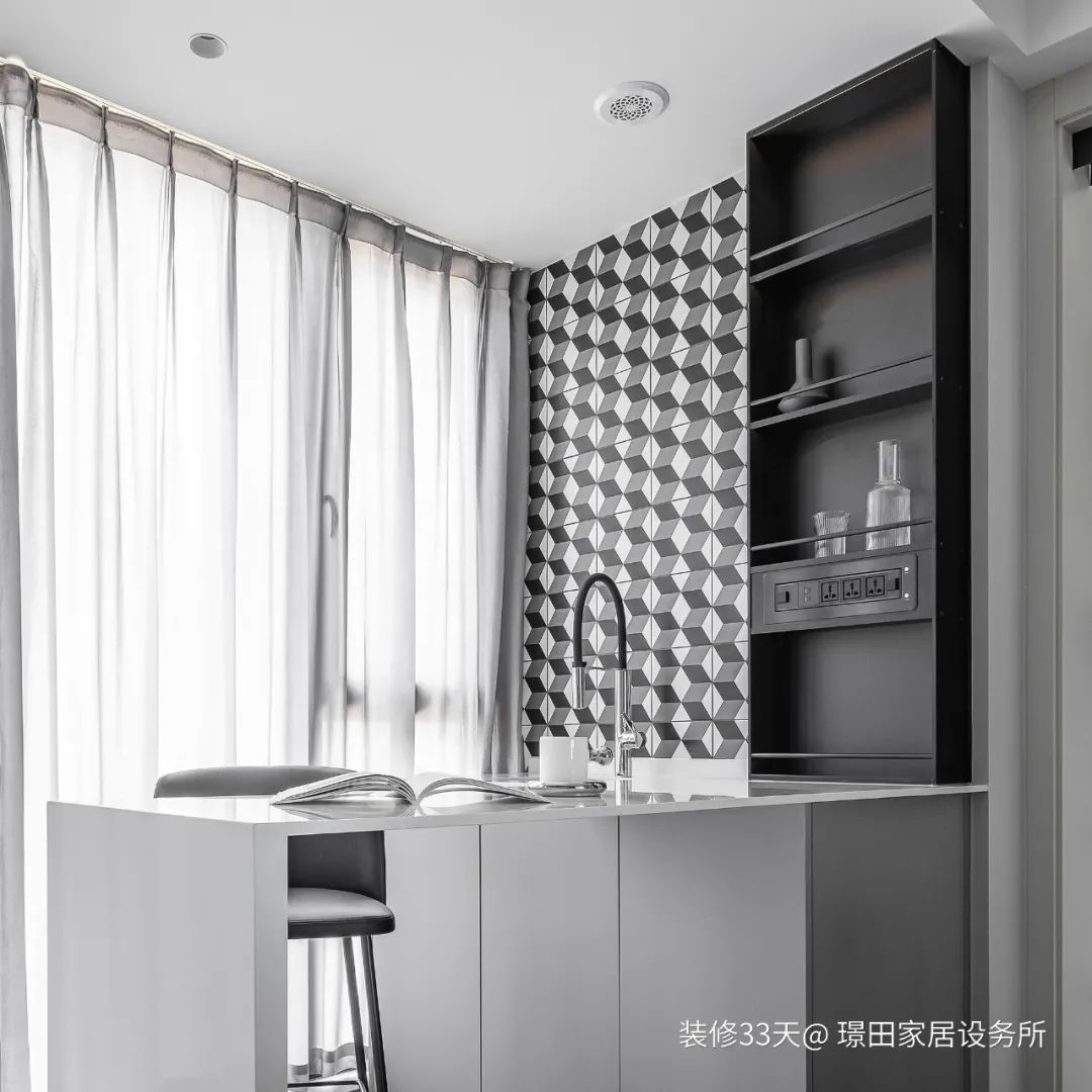 大连193平赠带阁楼大平层装修,现代轻奢大平层简装