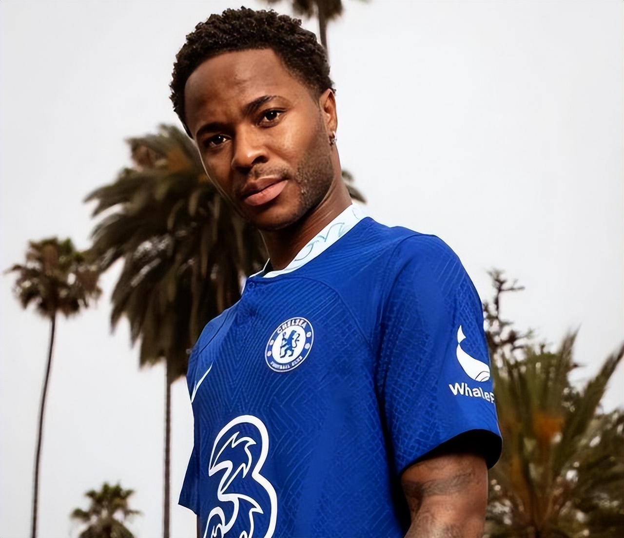 莫拉伊斯建议哈弗茨采用努涅斯的模式，阿什沃斯能否争取斯特林？