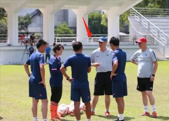 中原铁军部队,河南中原铁军足球