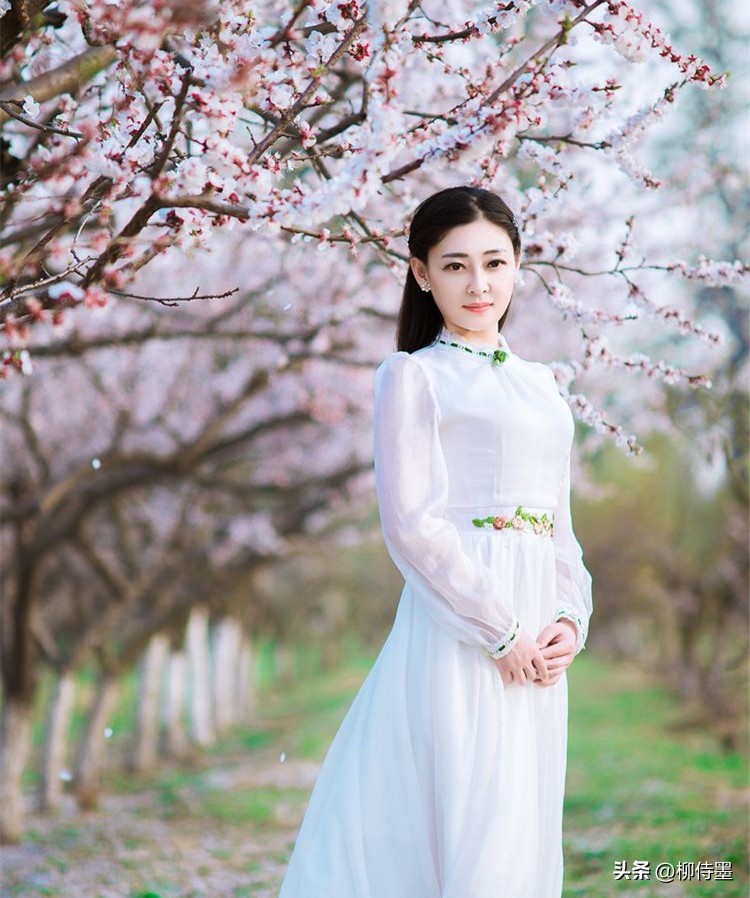 人像拍照的10个拍照姿势,摄影拍照姿势大全图片