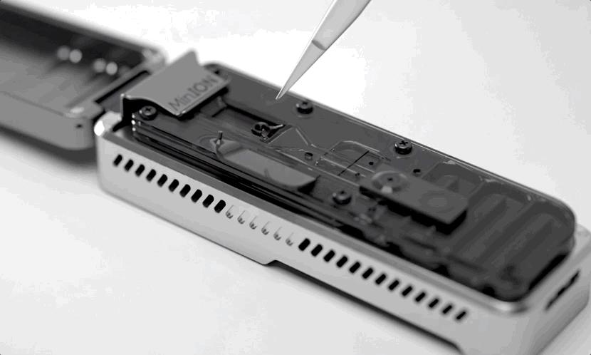 电脑插个“U盘”就能给基因测序，实时查看结果，售价1000美元