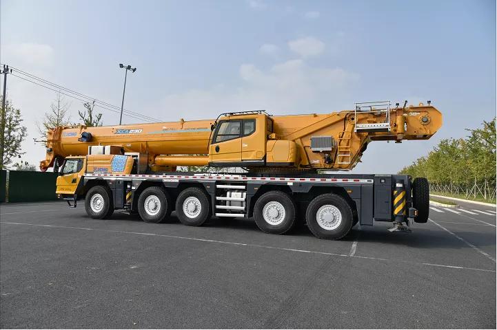 带80t全配重?除了75m主臂,还有多项黑科技加持的XCA230C