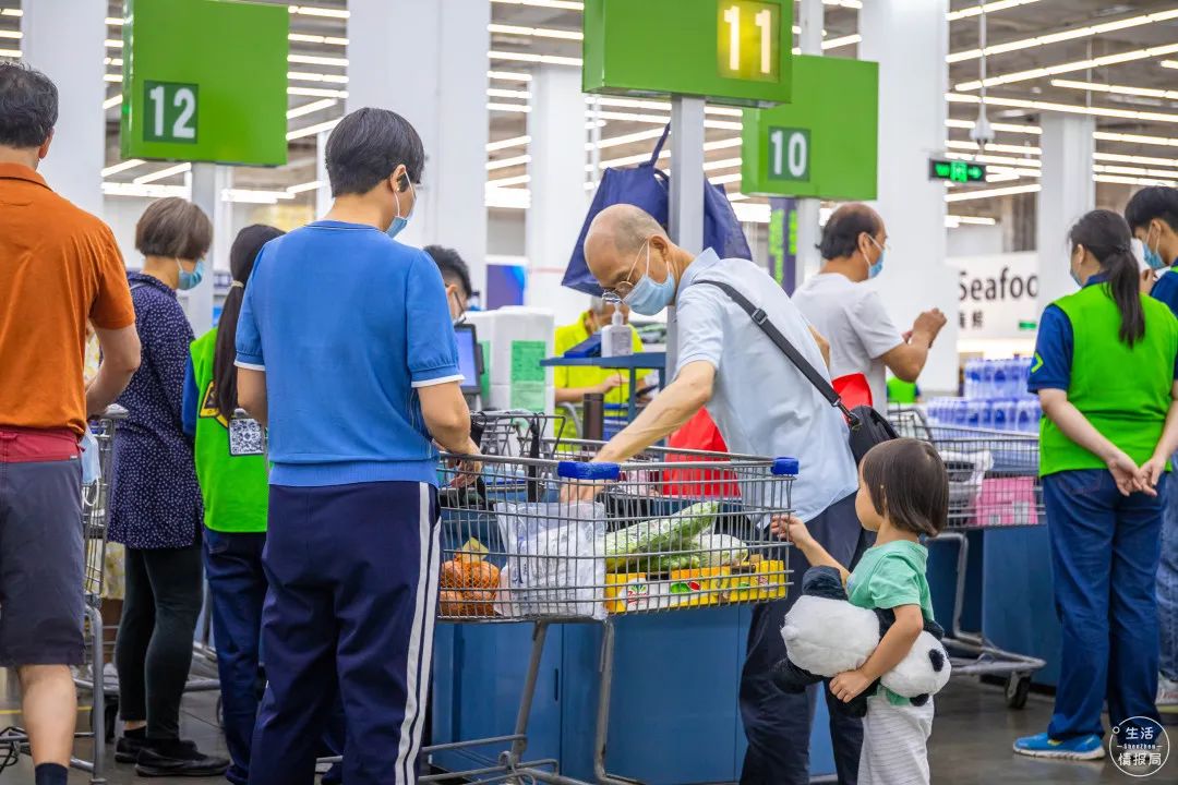 00后当业务员,00后在深圳打工生活