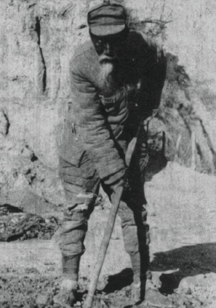 参加过抗日战争的国军,唯一参加过北洋军八路军的人