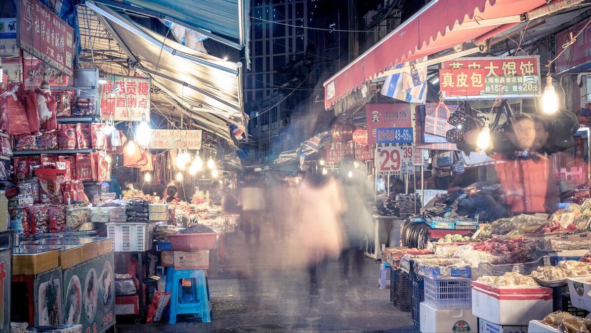 摆地摊商机致富经,摆地摊卖几十种干货摆摊技巧
