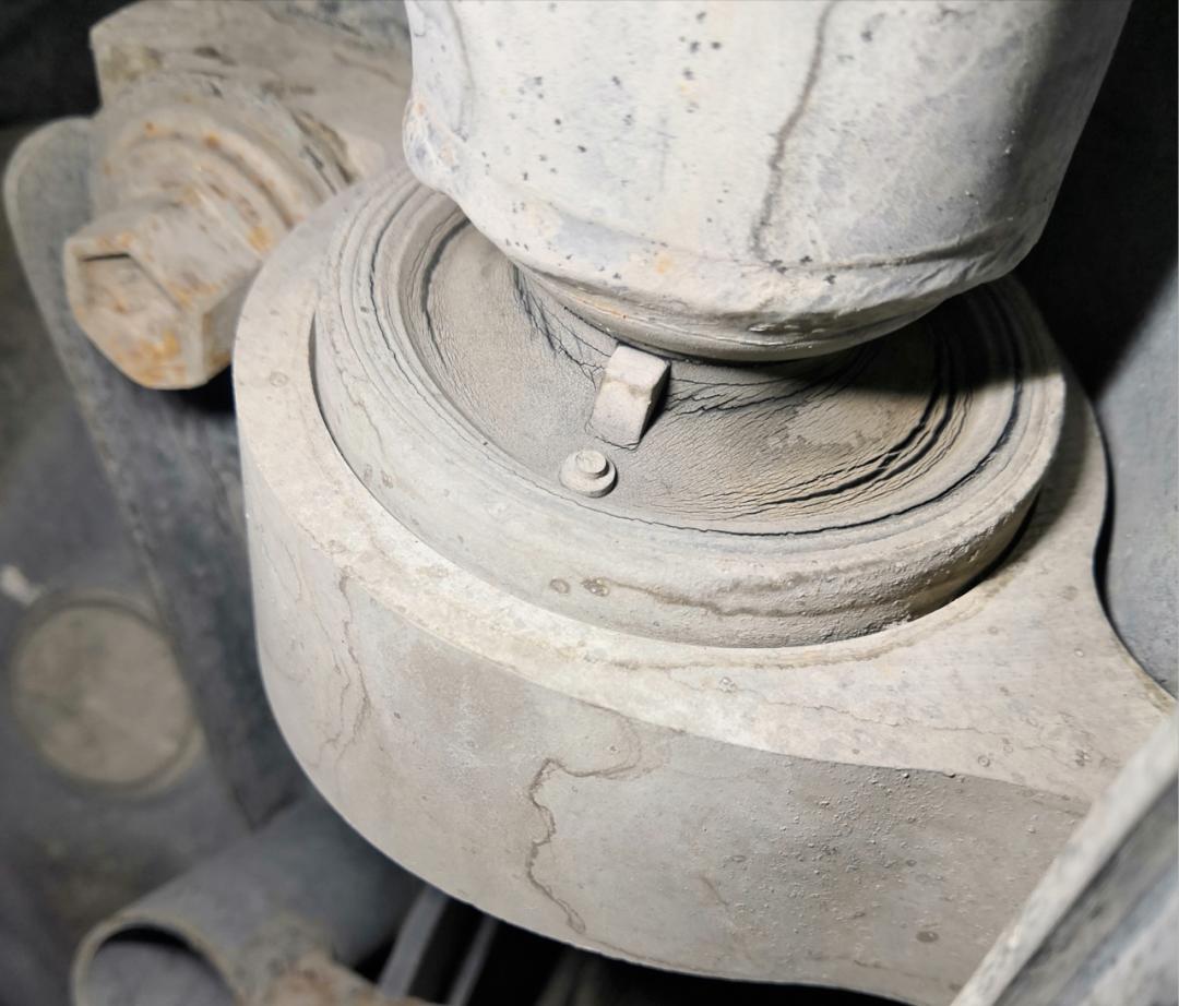 皇冠3.0经典老车翻新复活视频,13代皇冠全车翻新泉州地区