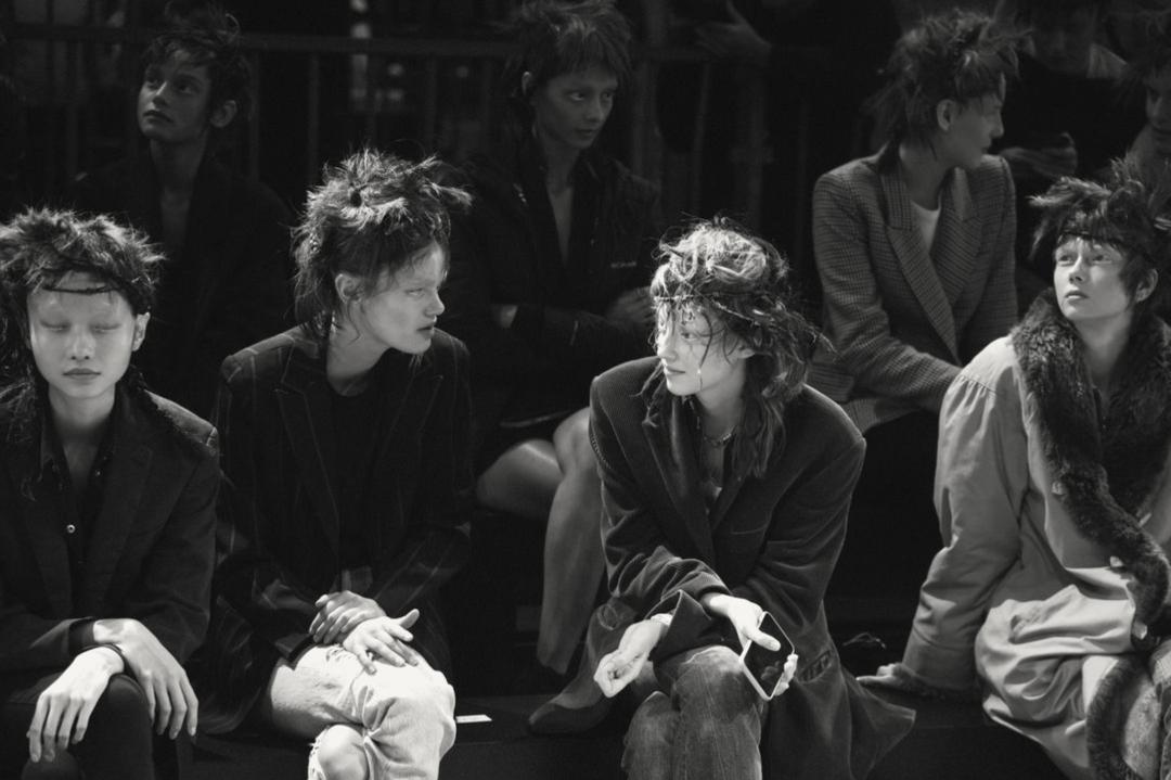 学美术以后做服装设计有前景吗,学习服装设计的画室