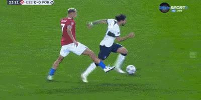 曼联解决掉c罗的问题,离开曼联的c罗何去何从