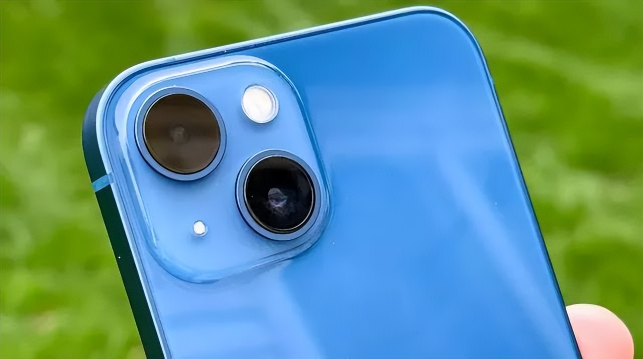 苹果4g和安卓12g运存,苹果4g运存和安卓12g谁更流畅