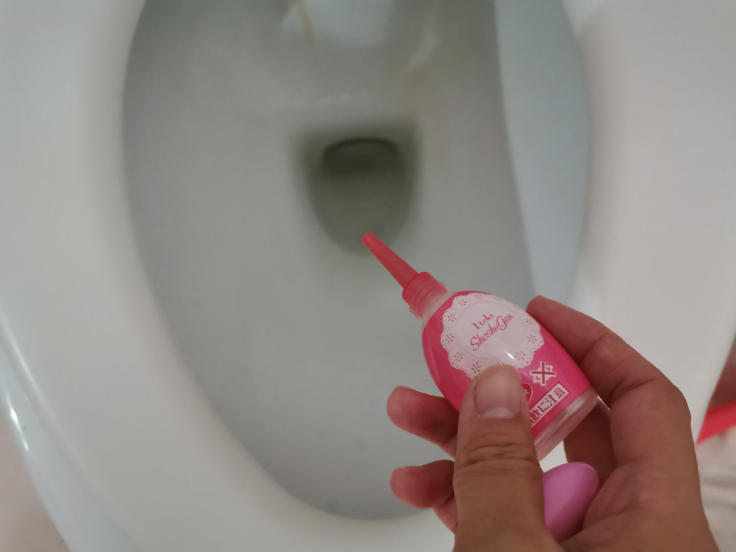 顽固污渍轻松清洁,怎样清洗霉菌污渍