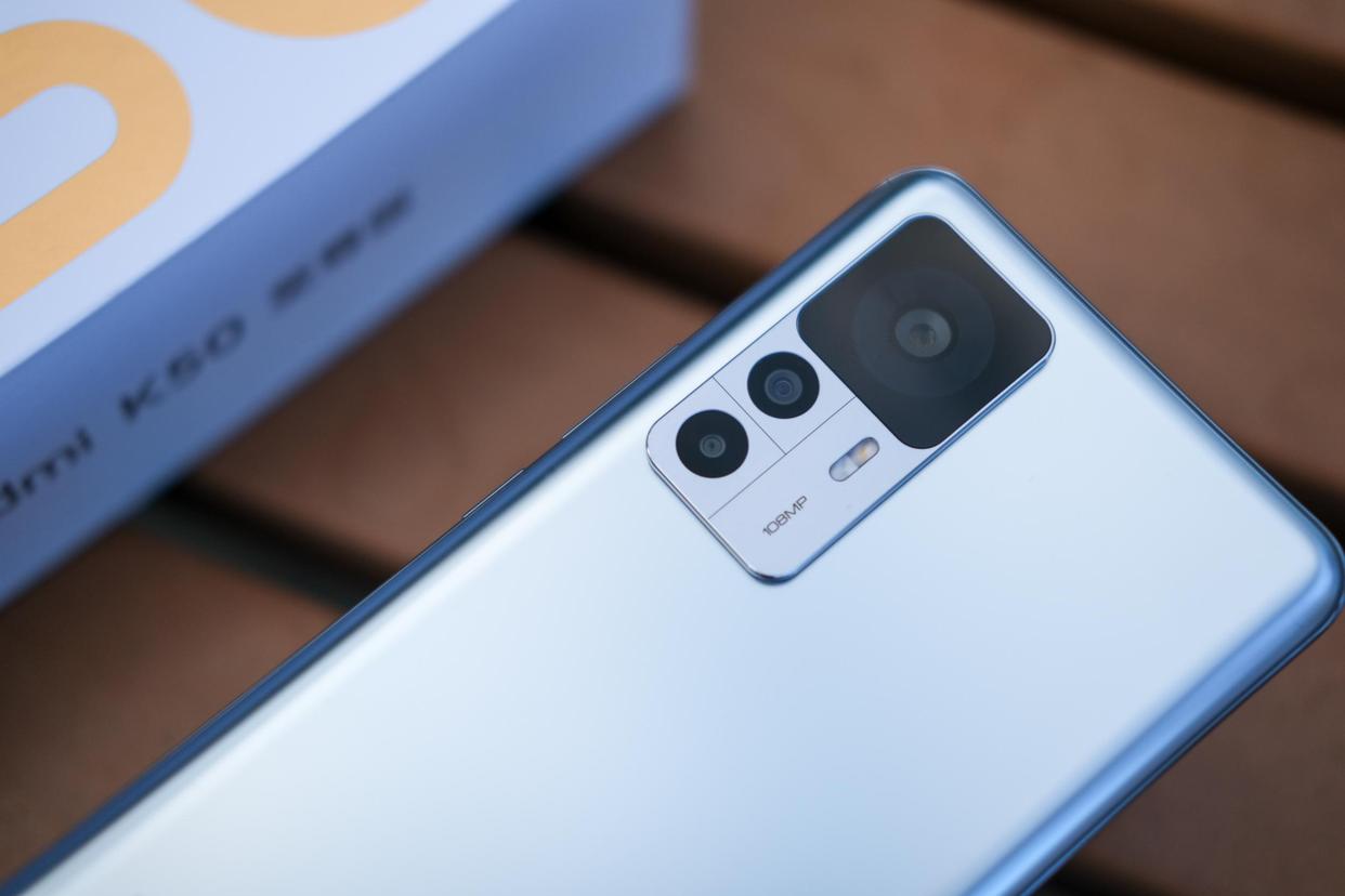 2500左右的高性价比手机推荐,2500元左右手机性价比高推荐