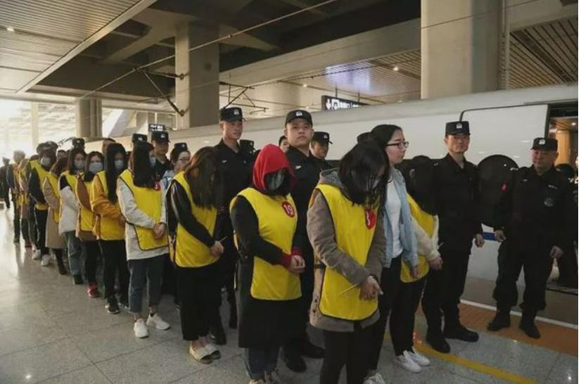 2019年一公司获利20亿，购豪车170公斤黄金，警方调查发现不简单