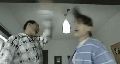 多少年了，是该戳爆这颗内娱毒瘤