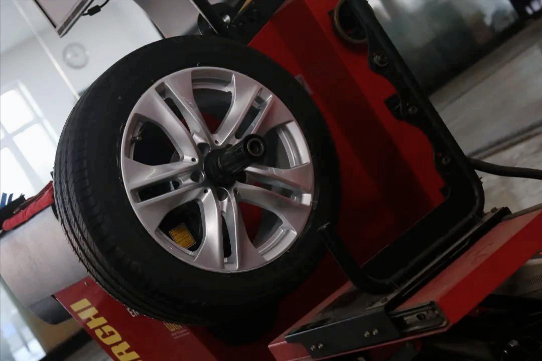 情怀老旧汽车翻新修复,情怀老车翻新修复骐达