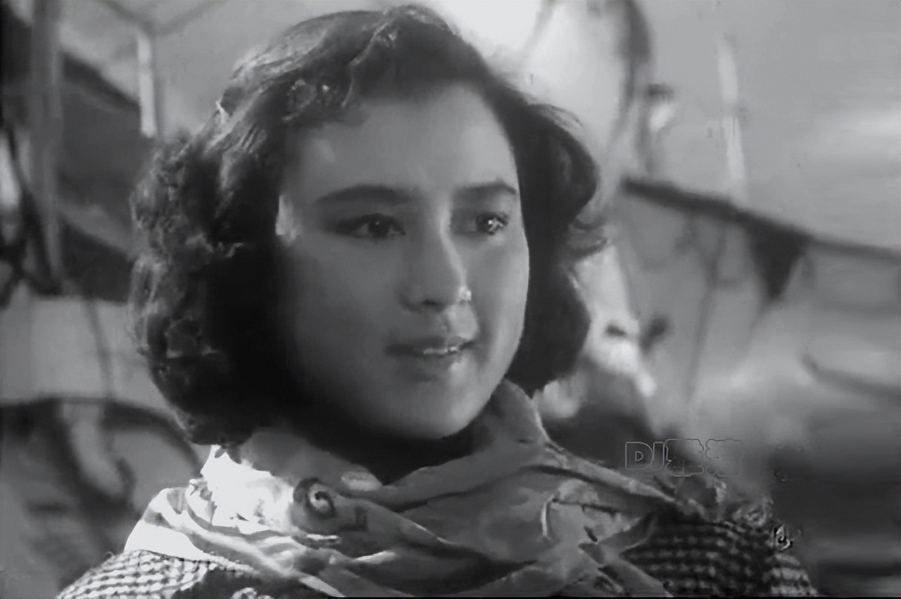 上影厂18位美男今昔对比,上影厂老照片