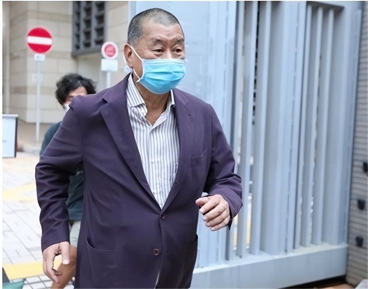 揭开赵少康和*智英黎**勾结的历史，赵少康之子是*智英黎**的得意门生