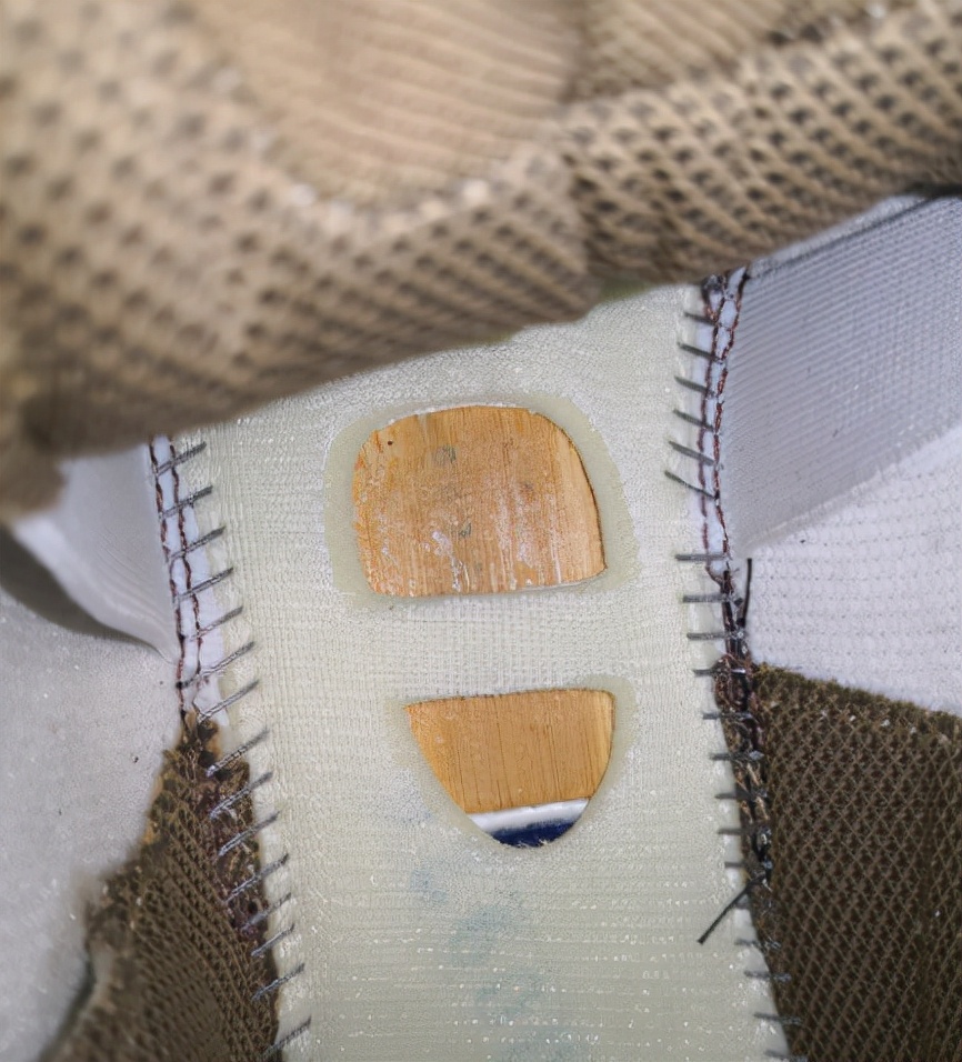 李宁和安踏哪个篮球鞋更好,安踏板鞋好还是李宁板鞋好