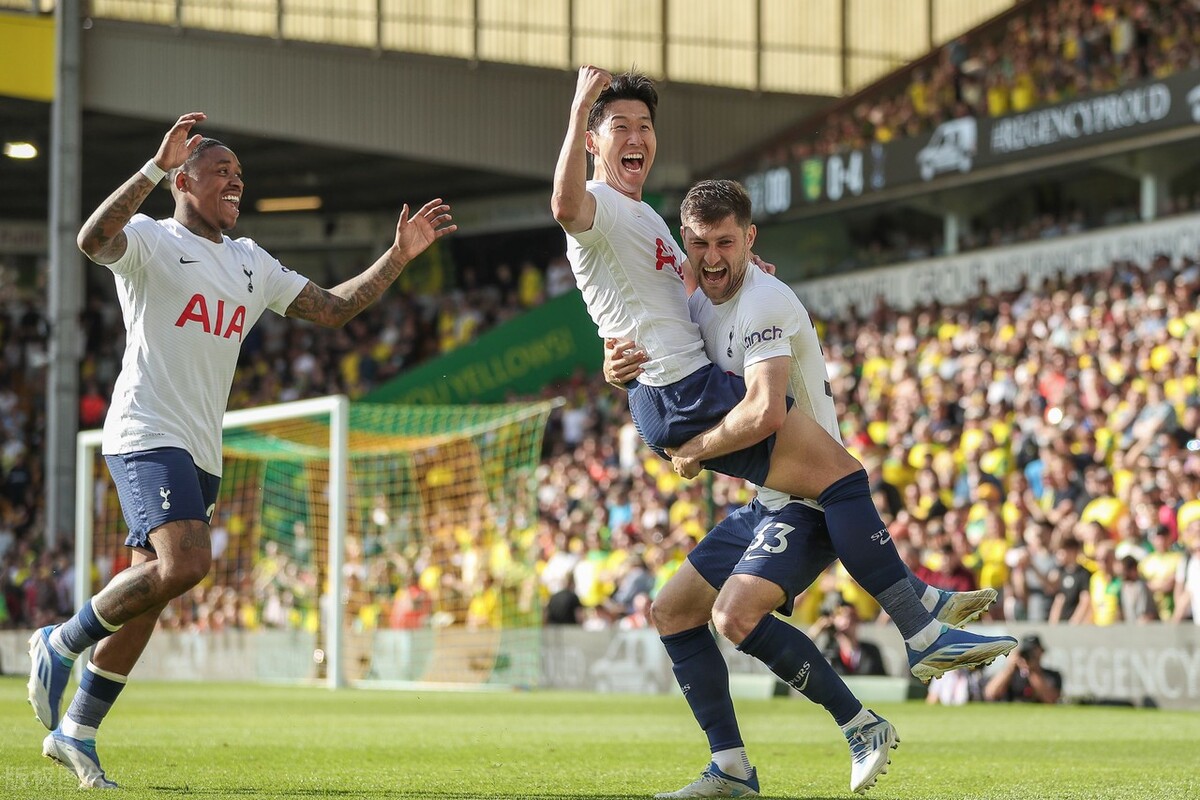 马内和孙兴慜,马内与萨拉赫谁强谁是头号球星